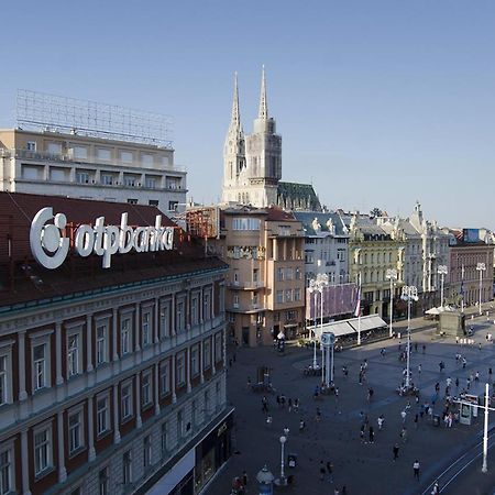 Studio Apartment With A View Of Ban Jelacic Square Zagreb Dış mekan fotoğraf