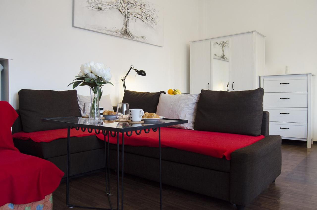 Studio Apartment With A View Of Ban Jelacic Square Zagreb Dış mekan fotoğraf