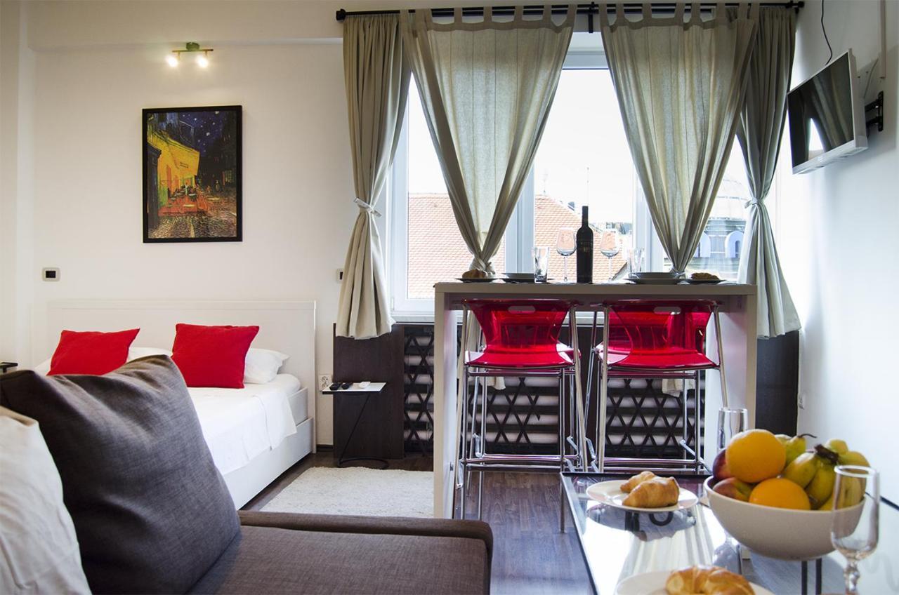 Studio Apartment With A View Of Ban Jelacic Square Zagreb Dış mekan fotoğraf